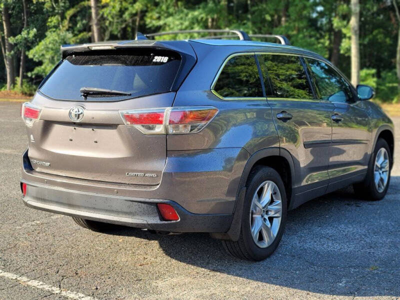 2016 Toyota Highlander Limited