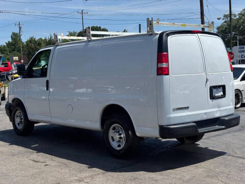 2020 Chevrolet Express 2500