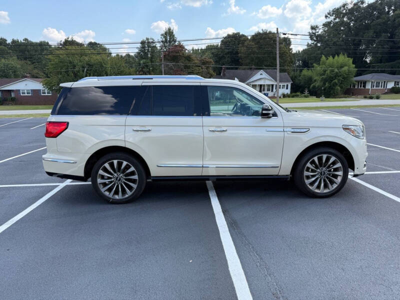 2018 Lincoln Navigator Select