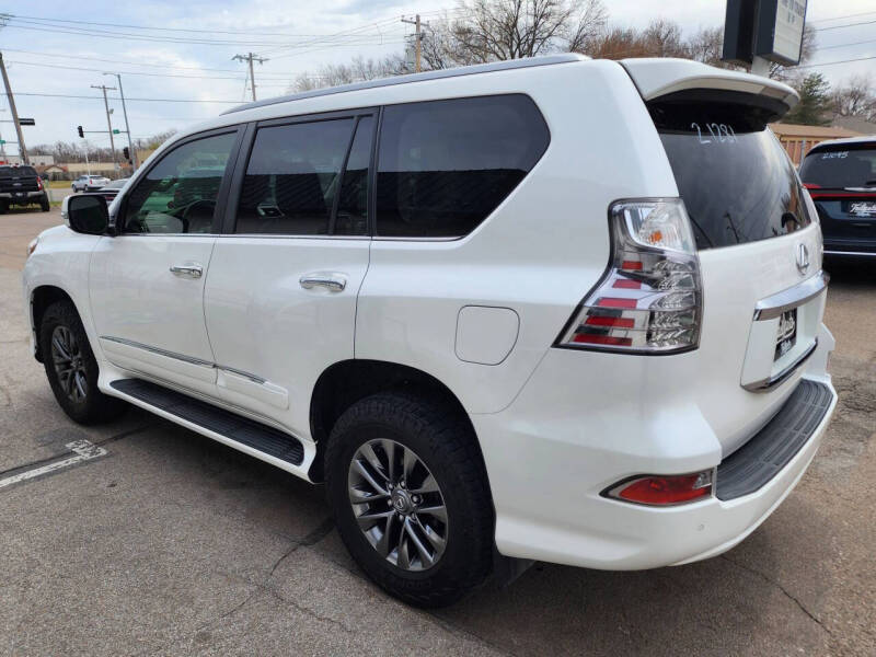 2017 Lexus GX 460