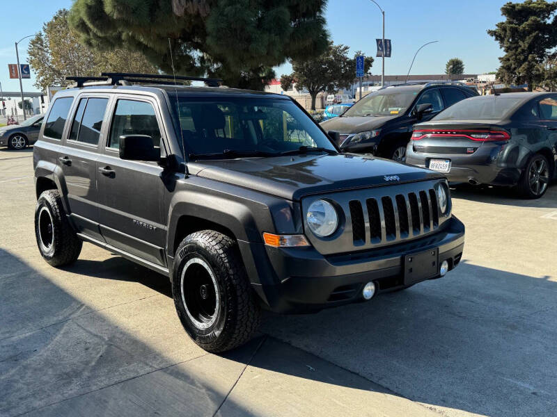 2015 Jeep Patriot Sport photo 4