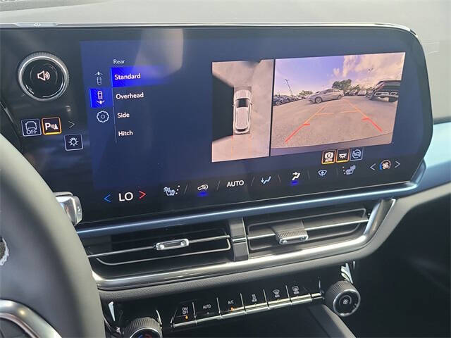 2026 Chevrolet Equinox EV LT 2