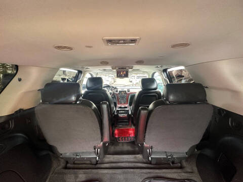 2010 Cadillac Escalade Luxury