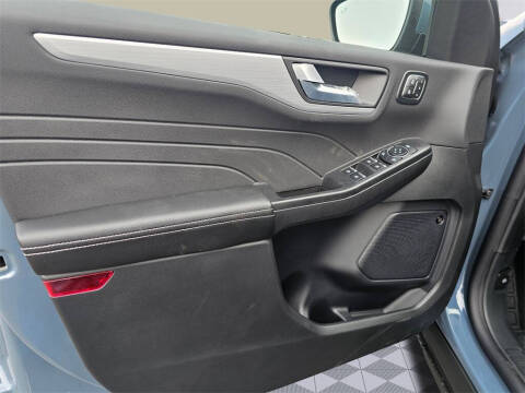 2025 Ford Escape Plug-In Hybrid PHEV