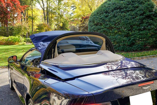 2015 Aston Martin DB9 Volante