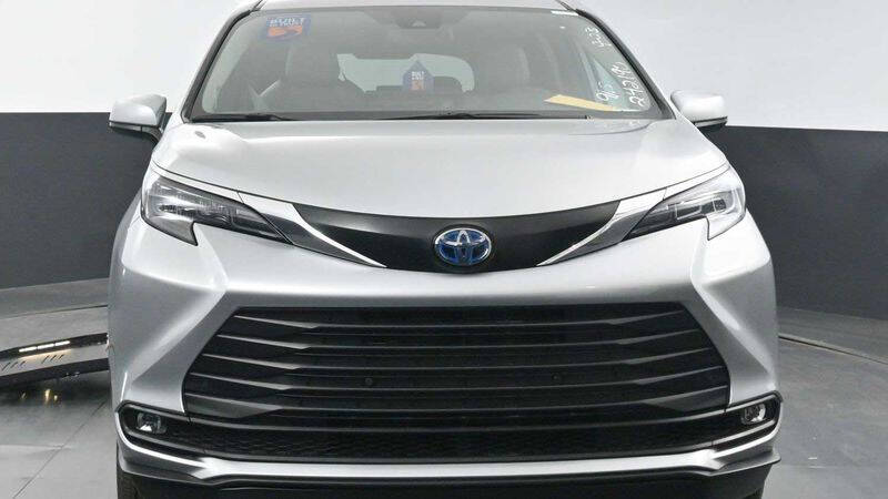 2025 Toyota Sienna