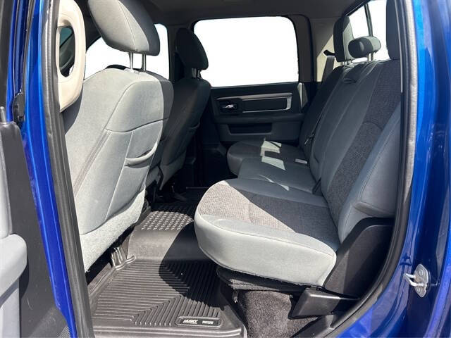 2016 RAM 1500 SLT