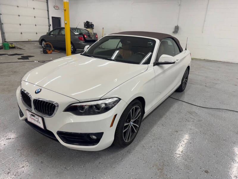 2018 BMW 2 Series 230i photo 2