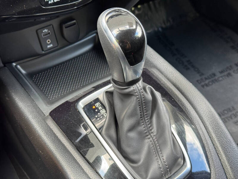 2017 Nissan Rogue