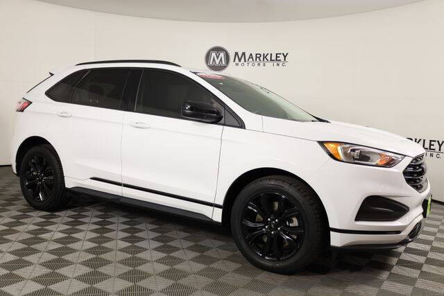 2022 Ford Edge SE