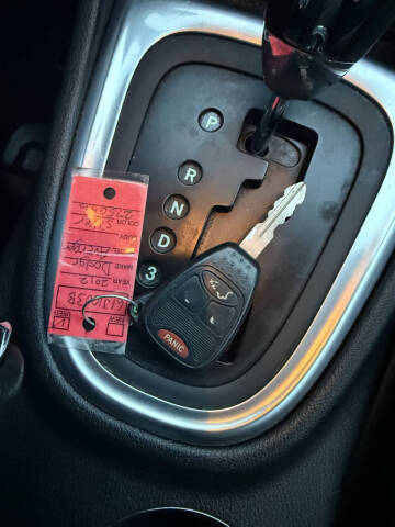 2012 Dodge Avenger SE