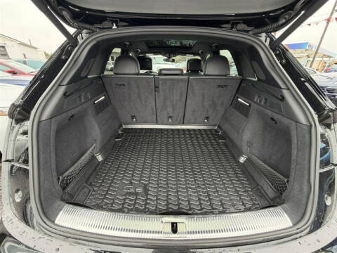 2018 Audi SQ5 3.0T quattro Premium Plus