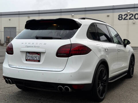 2013 Porsche Cayenne Turbo