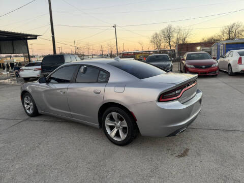 2017 Dodge Charger SXT