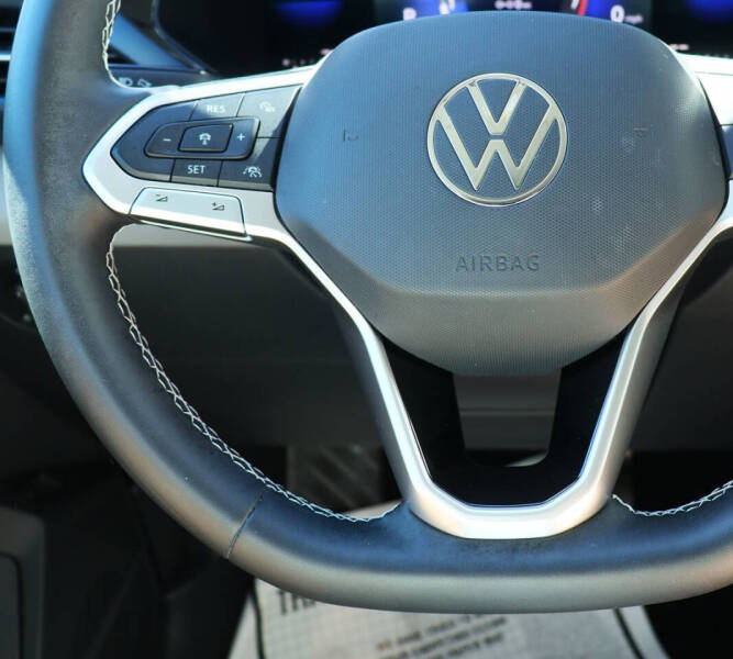 2023 Volkswagen Taos SE