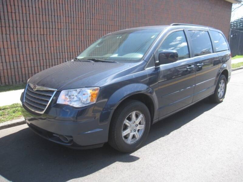 2008 Chrysler Town and Country for sale at 1G Auto Sales in Elizabeth NJ