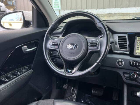 2017 Kia Niro EX
