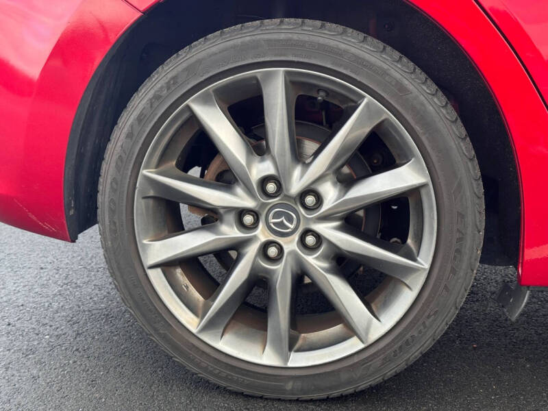 2018 Mazda MAZDA3 Touring