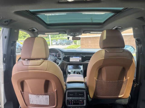 2025 Audi Q8 quattro Premium Plus 55 TFSI