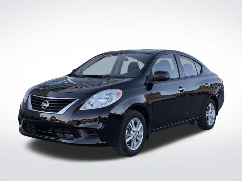 2014 Nissan Versa 1.6 SV