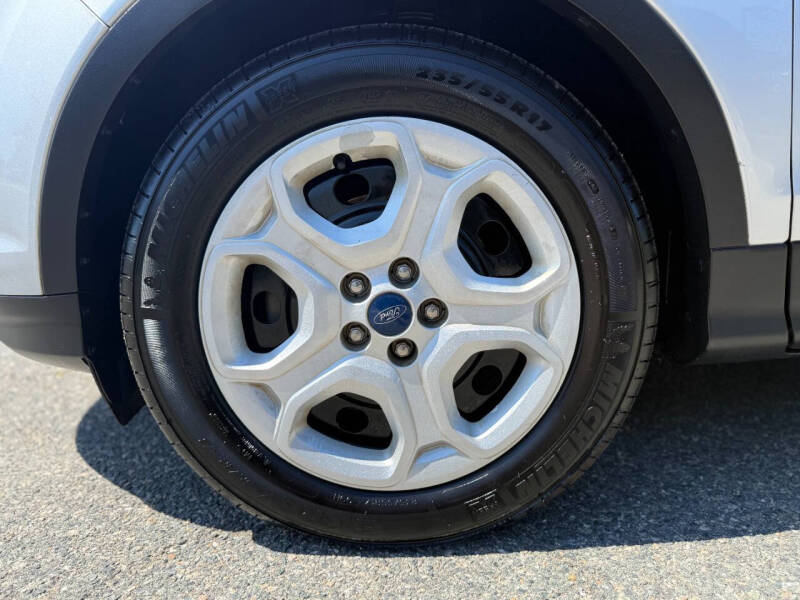 2019 Ford Escape S