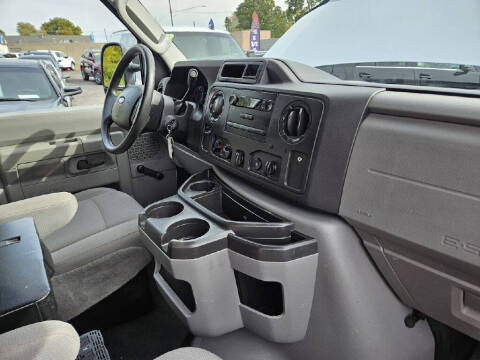2014 Ford E-Series E-150