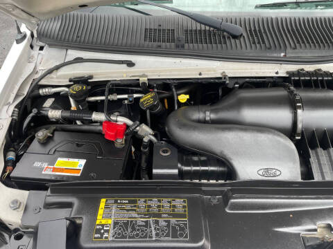 2014 Ford E-Series E-350 SD