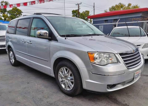 2008 Chrysler Town and Country for sale at Apollo Auto Thousand Oaks - Apollo Auto in Thousand Oaks CA