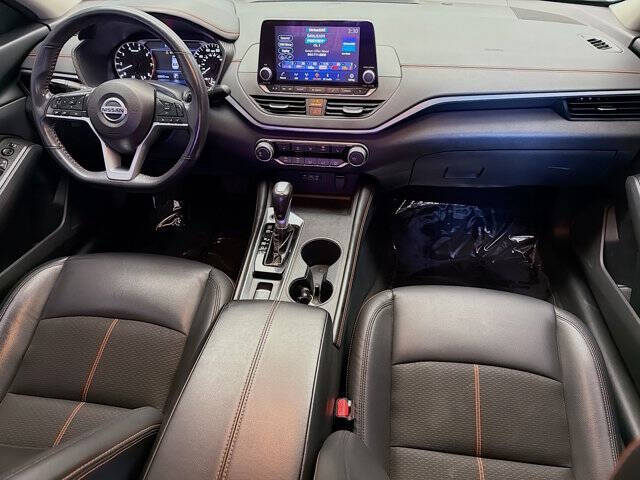 2022 Nissan Altima 2.5 SR