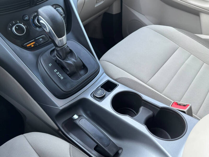 2015 Ford Escape SE