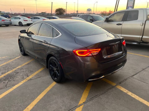 2015 Chrysler 200 Limited