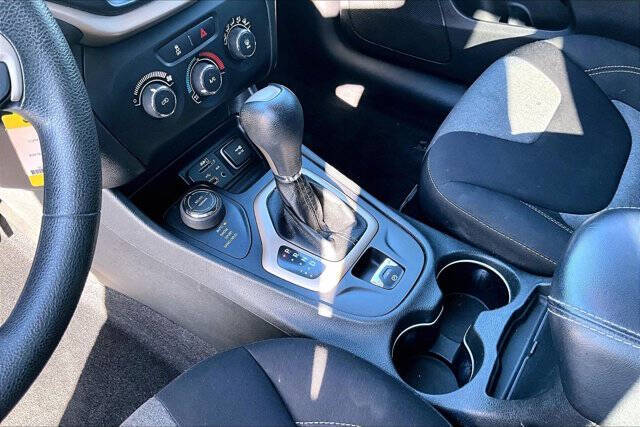 2014 Jeep Cherokee Sport