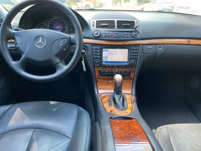 2005 Mercedes-Benz E-Class E 320
