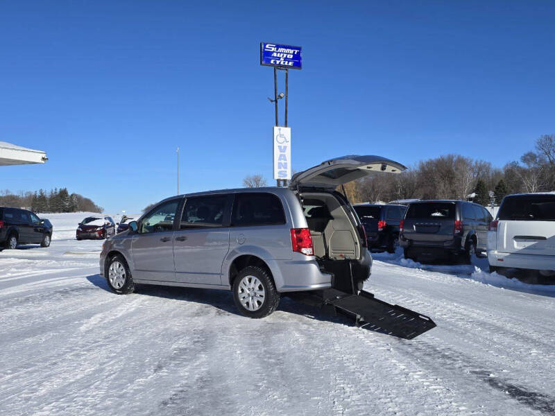 2019 Dodge Grand Caravan SE's photo