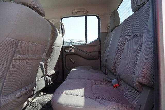 2015 Nissan Frontier S