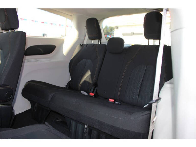 2020 Chrysler Pacifica Touring