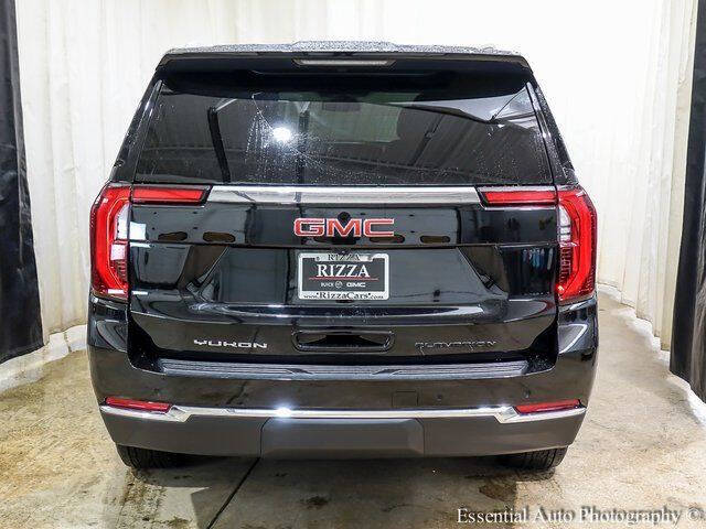 2025 GMC Yukon Elevation