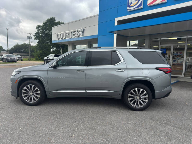 2023 Chevrolet Traverse Premier