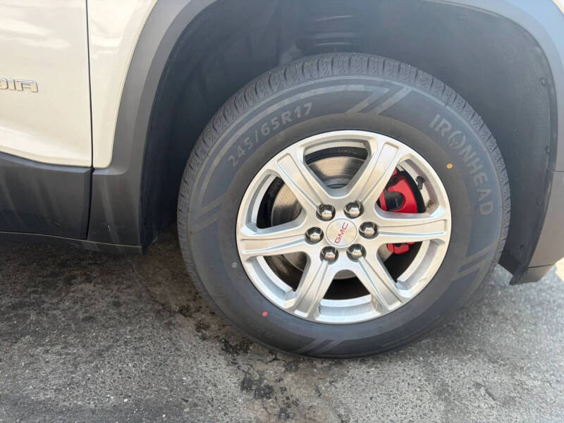 2018 GMC Acadia SLE-1