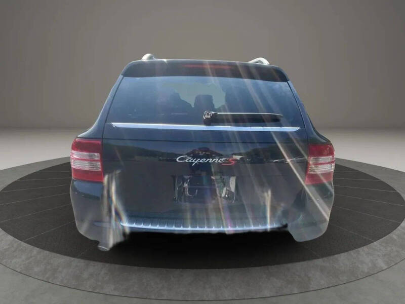 2004 Porsche Cayenne S