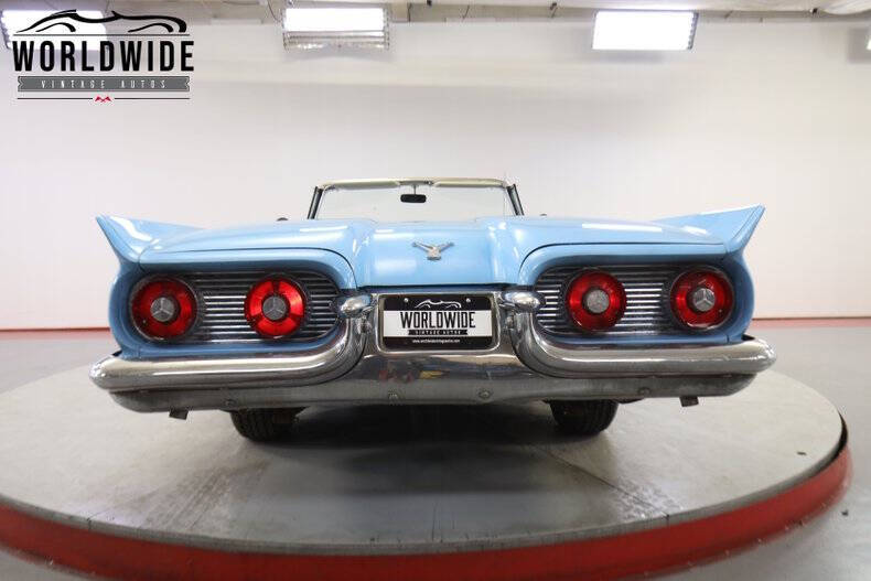 1959 Ford Thunderbird
