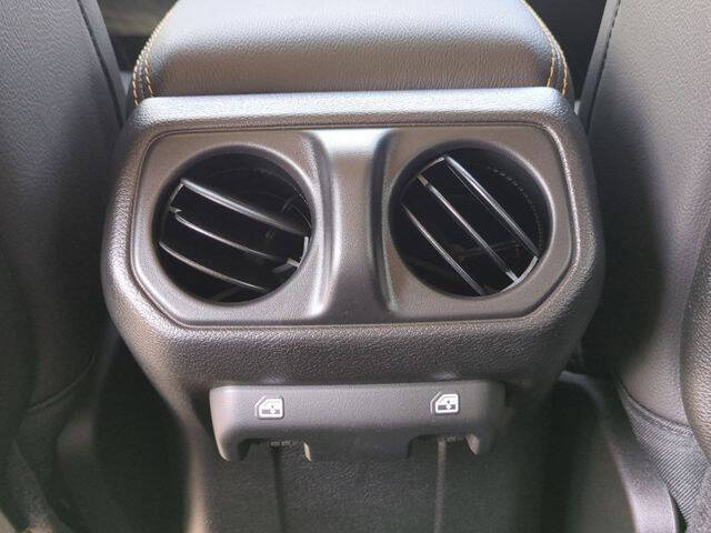 2025 Jeep Gladiator High Tide