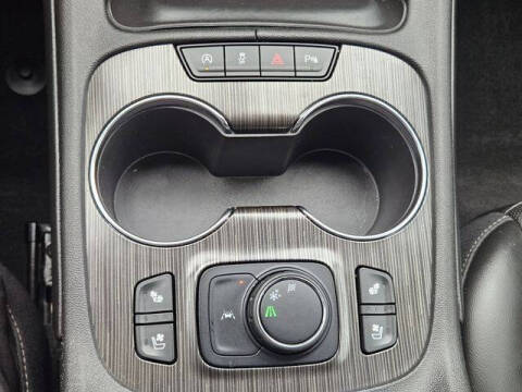 2022 GMC Acadia SLT