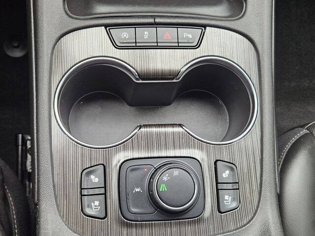 2022 GMC Acadia SLT