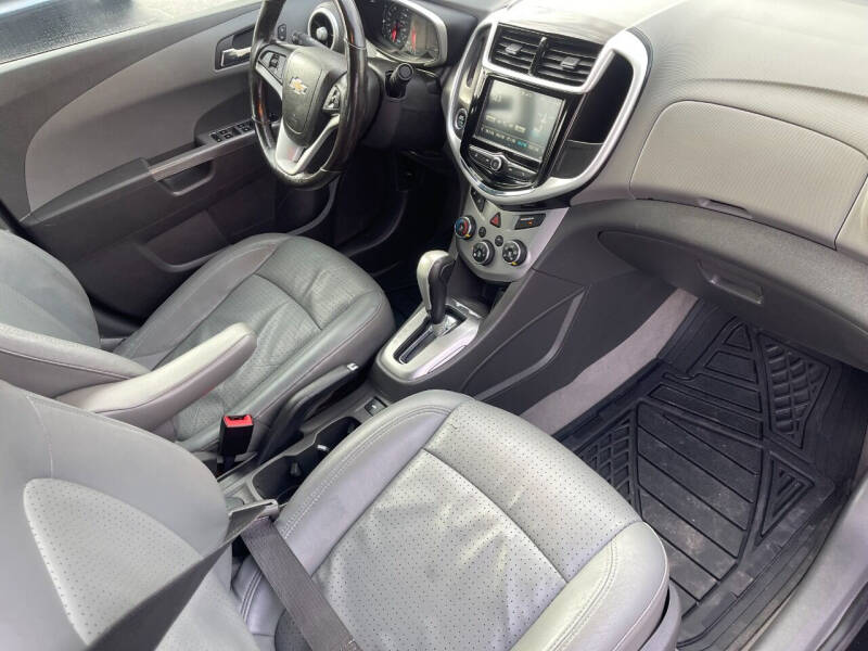 2017 Chevrolet Sonic Premier Auto