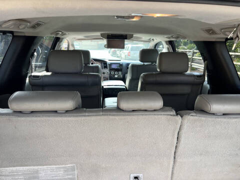 2011 Toyota Sequoia Platinum