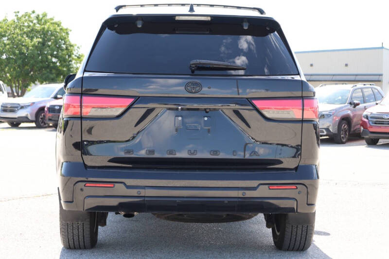 2024 Toyota Sequoia Platinum