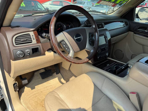 2010 GMC Yukon Denali