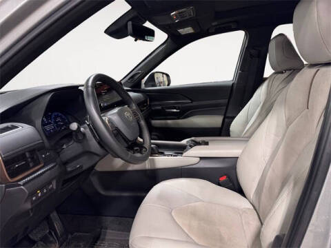 2024 Toyota Grand Highlander Hybrid MAX Platinum