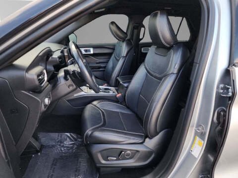 2020 Ford Explorer ST